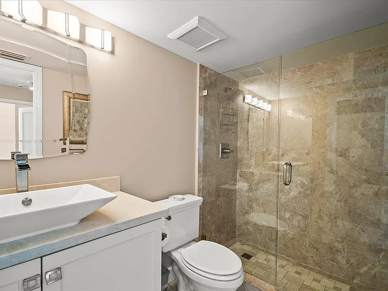 1890 S Ocean Dr #Penthouse 4 — Photo 26