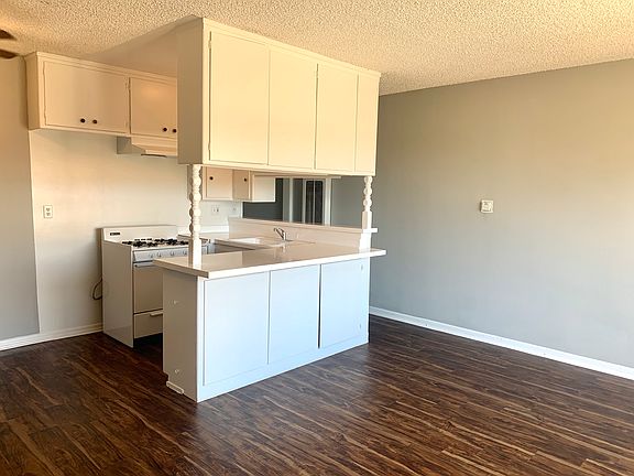 2nd image of 5326 La Mirada Ave #Bc1c7ec22