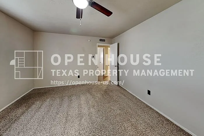 6917 Lincolnshire Ln — Photo 8