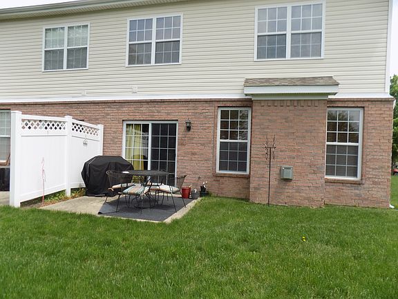 5th image of 1876 Silverberry Dr