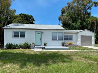 911 58th St S, Gulfport, FL 33707