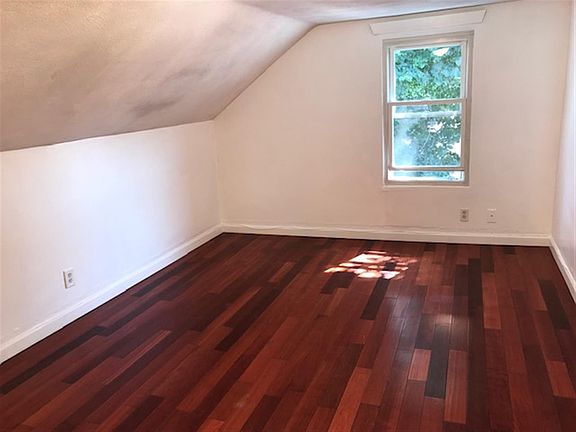 5th image of 70 School St #3