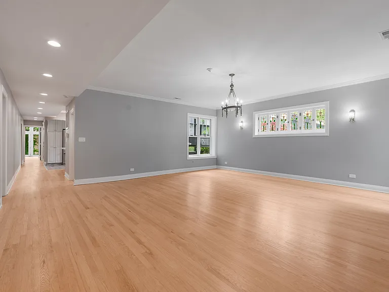 416 W Surf St #101 — Photo 7