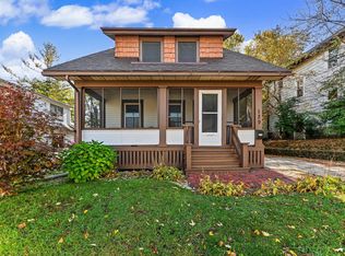 139 4th St, Waukesha, WI 53188