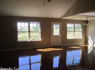 2475 Pleasant Willow Dr, Benton, AR 72015