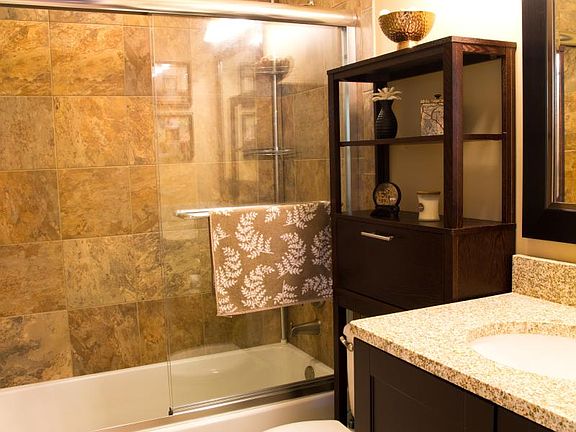 4th image of 104 Golfview Dr