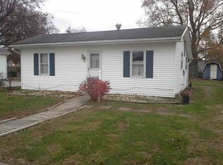 739 NE East St, Linton, IN 47441