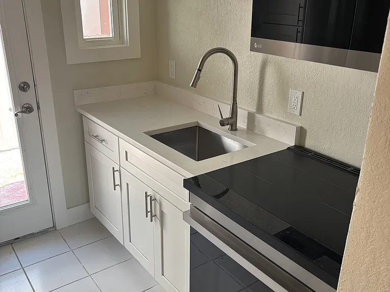 7261 Bay St #7 — Photo 7