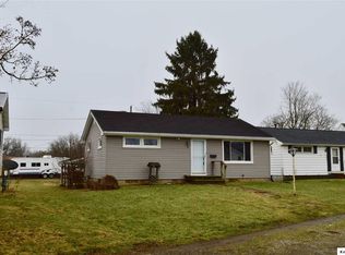 8 Hickory St, Mount Vernon, OH 43050