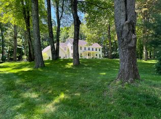 3 Guardhouse Dr, Redding, CT 06896