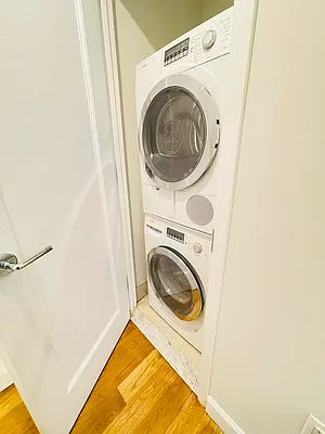 Rented by Compass | media 9