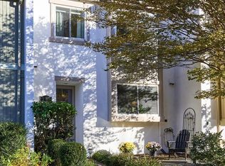 2369 Generation Dr, Reston, VA 20191