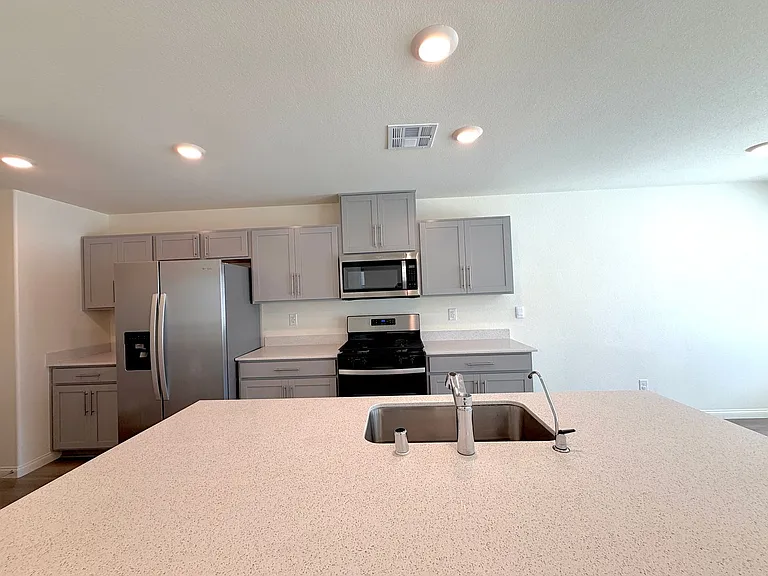 5646 Mesa Sedona St — Photo 12