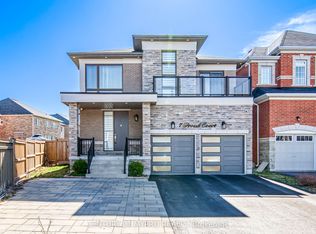 7 Proud Ct, Aurora, ON L4G 0Z1