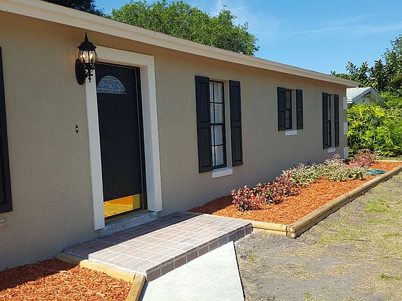 2nd image of 4421 Longbow Dr