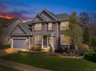 249 N Legend Ct, Highland Heights, OH 44143