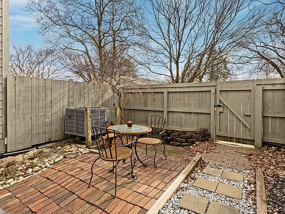 4th image of 3172 Walden Ravines