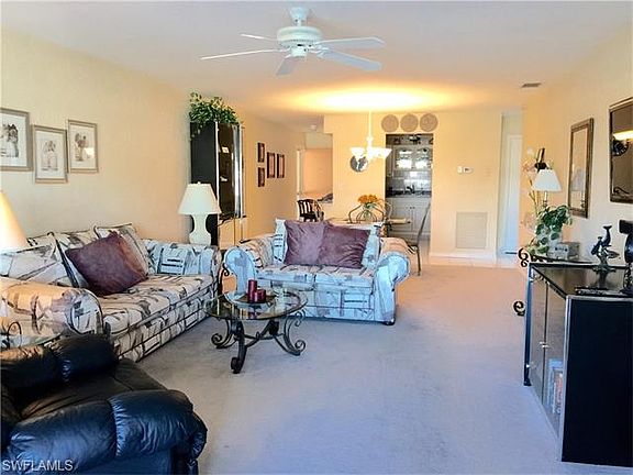 3rd image of 909 SE 46th Ln APT 203
