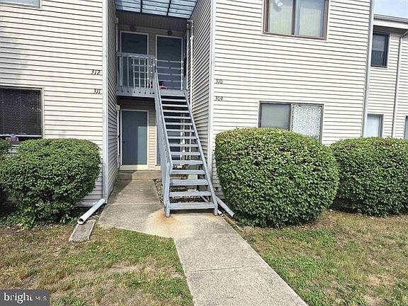 2nd image of 309 Noahs Rd #309