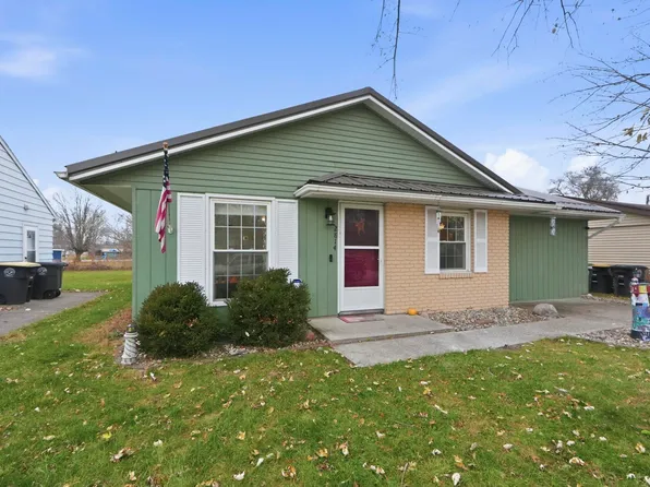 2814 Prairie Grove Dr, Fort Wayne, IN 46809