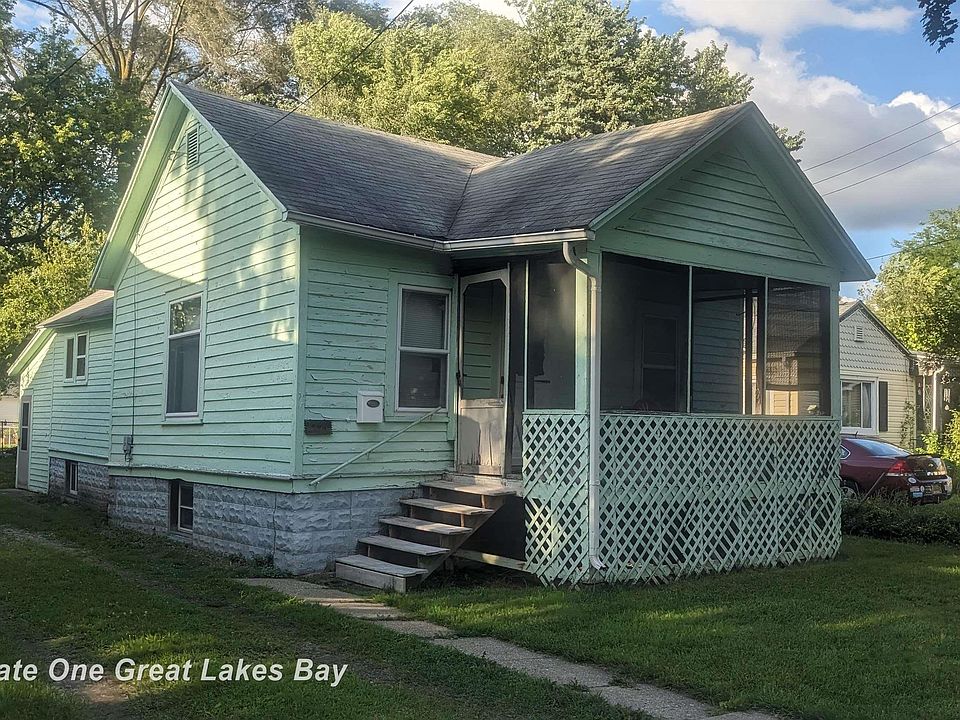 1st image of 1404 Beech St