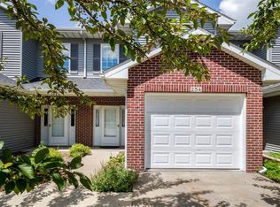 254 Copeland Ln, North Liberty, IA