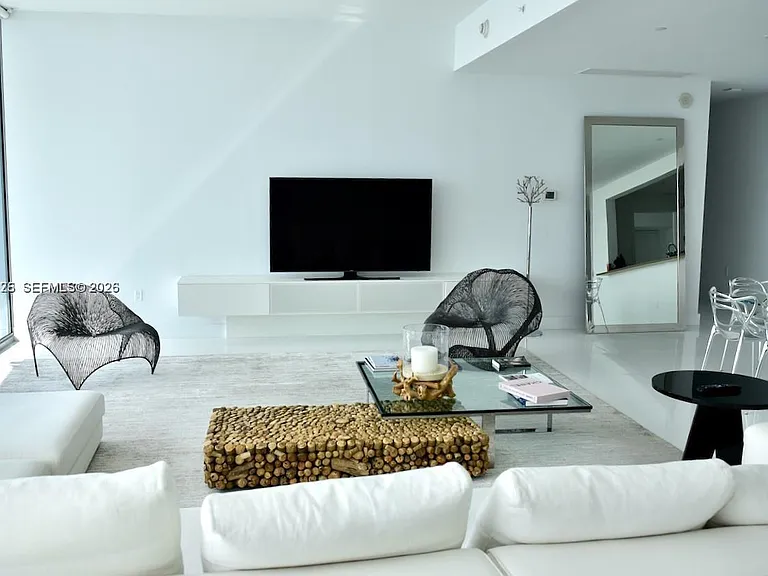 17475 Collins Ave #2802 — Photo 7