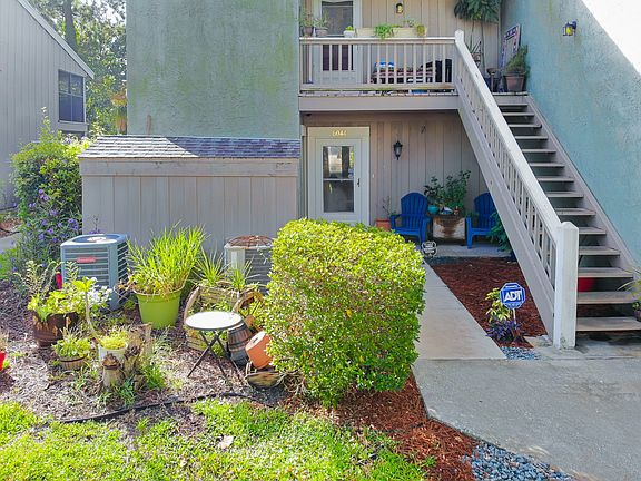 3rd image of 6044 Peregrine Ave