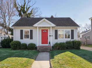 928 Park Pl, Red Bank, NJ 07701