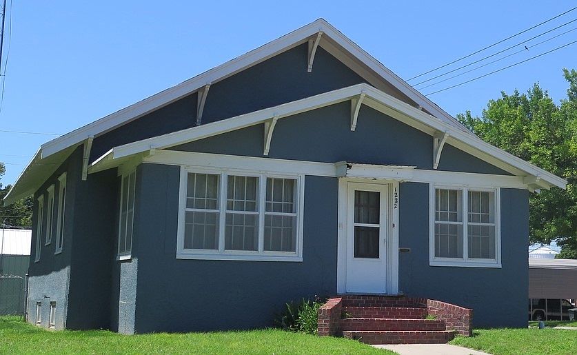 1st image of 1222 Avenue B