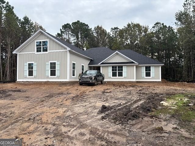 1st image of 451 Belmont Cir