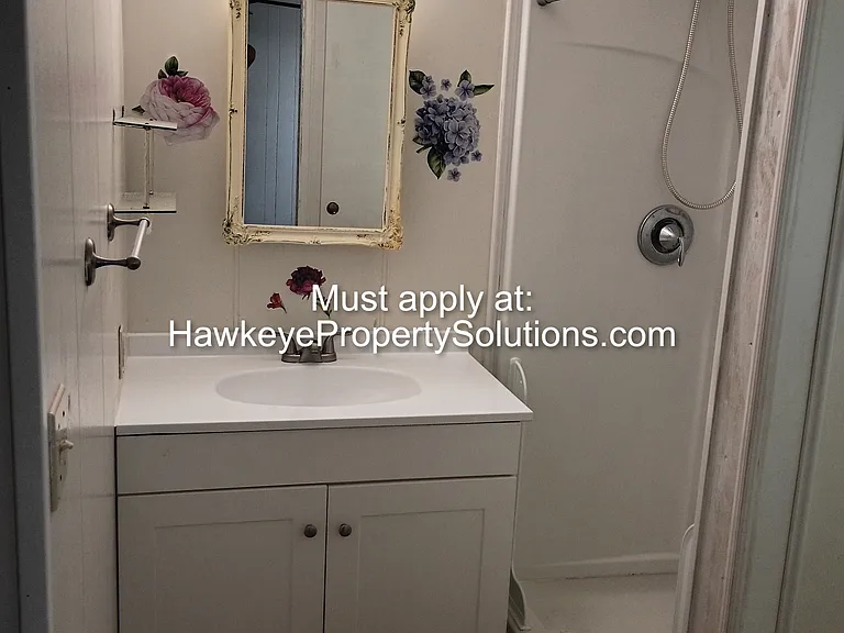 435 Lazy Lake Dr W — Photo 14