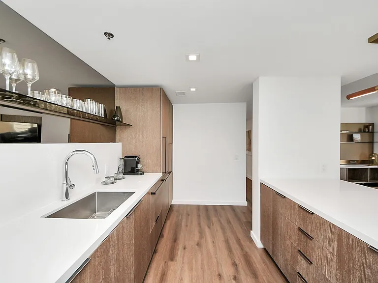 1300 Lamar St #S8 — Photo 19