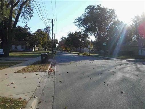 2nd image of 816 Stewart Ave