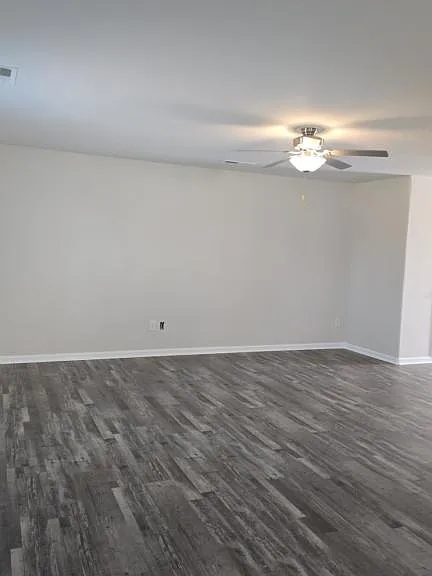 4715 Hazelburn Dr — Photo 17