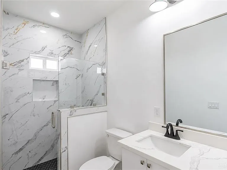 10825 N Sugar Bear Dr — Photo 3