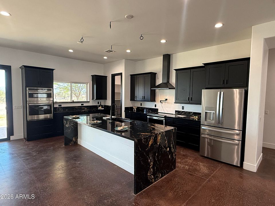 22227 W DIXILETA Drive, Wittmann, AZ 85361 | MLS #7017936 | Zillow