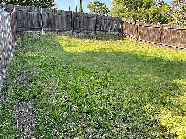 2385 S Whitney Blvd — Photo 17