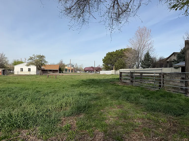 2184 N 2000 W — Photo 33