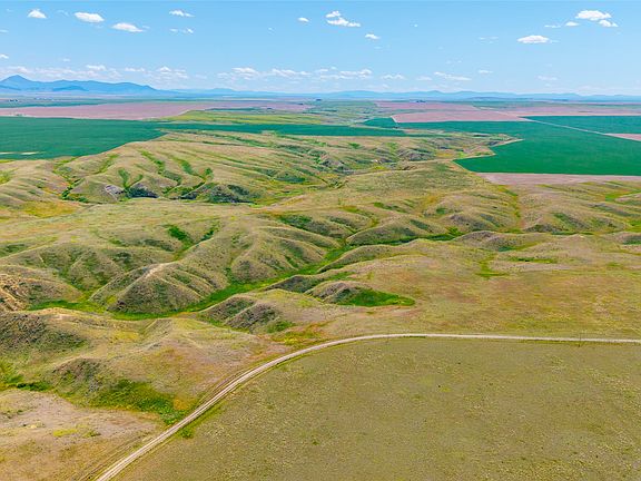 4th image of Cherry Coulee Rd
