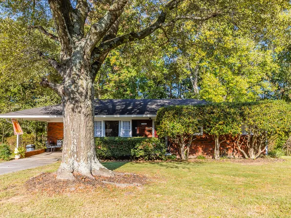 1706 Needham Dr, Dalton, GA 30720