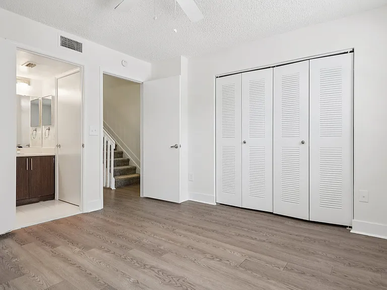 Windsor Castle Townhome Community — Photo 107