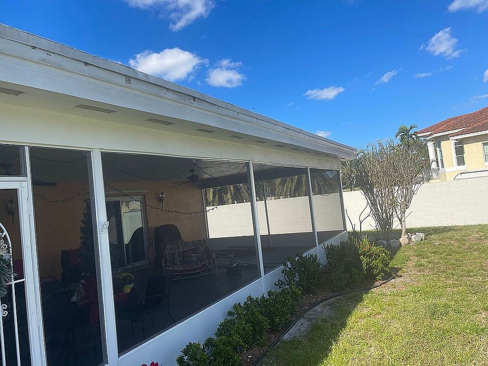 Front screen porch