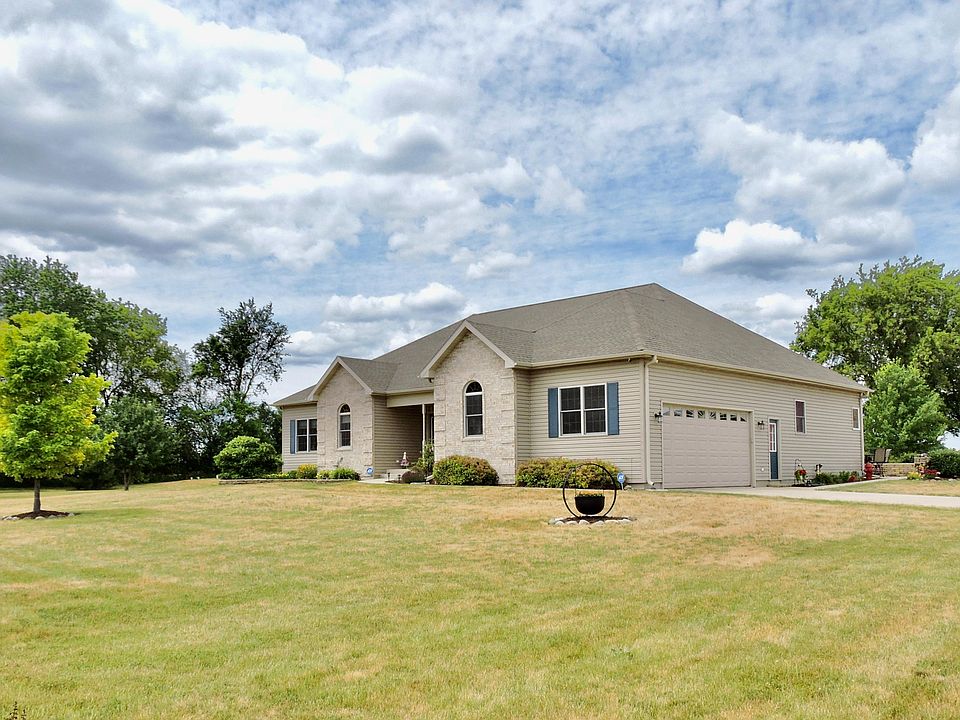 2nd image of W4180 Mohawk Rd