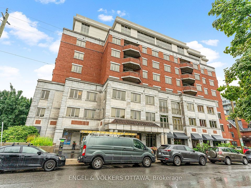 1st image of 320 McLeod St #102