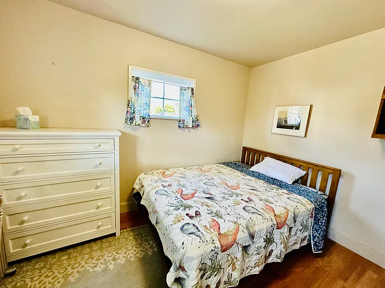 610 Granite St #B — Photo 2