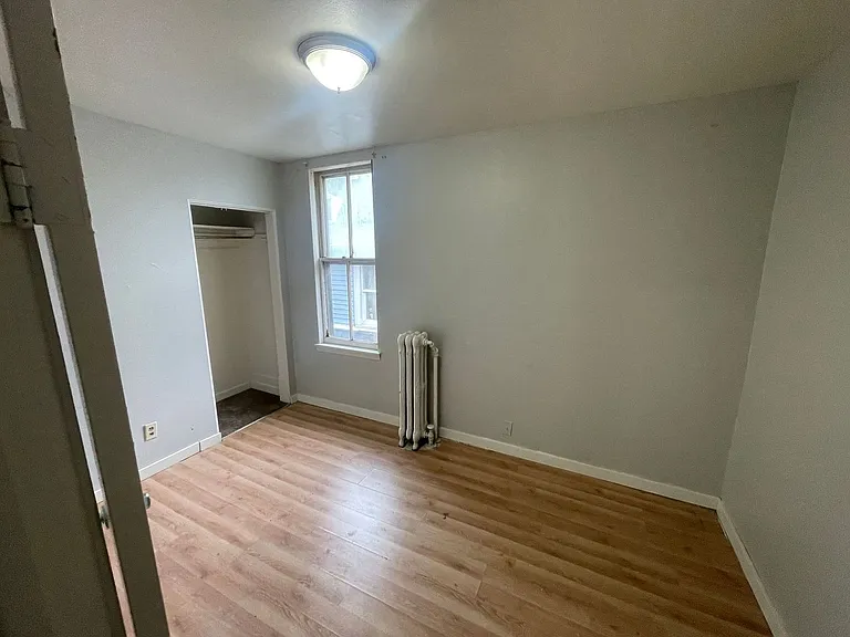 2262-2264 S. Chase Ave. - (3 Unit) — Photo 6