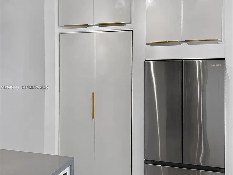 525 NE 63rd St #4 — Photo 14