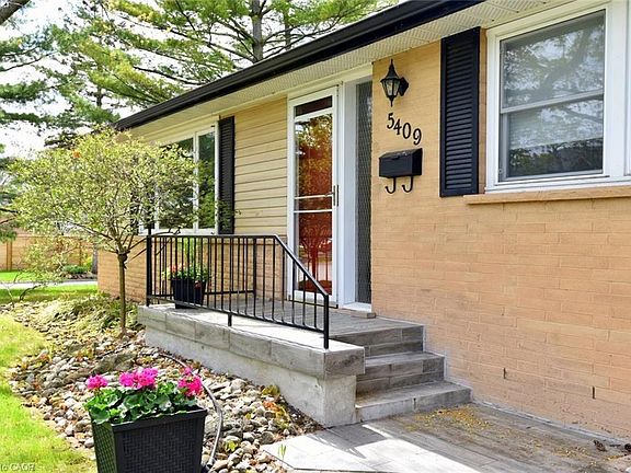 3rd image of 5409 Croydon Rd