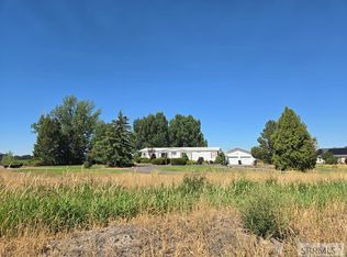 371 N 1900 E, Saint anthony, ID 83445